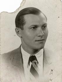 Jeno Fischer during his years in Paris