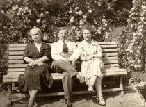 Maria Horowitz and friends