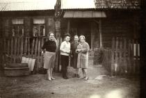 Janina Koper with her family