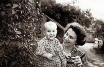 Luba Perelmut and her daughter Lena