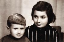 Anita Bozena Pankowska and Mariusz Glazer