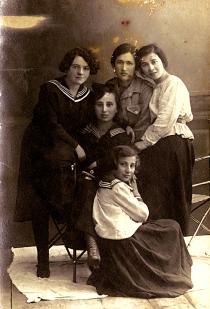 Sara Schifeldrin's friends
