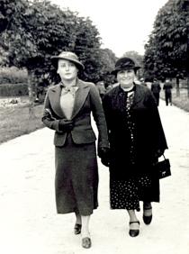 Chana and Margolia Weinryb