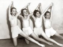 Ruth Greif and friends