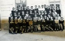 Gáspár Anna Éva osztályképe a  Zsidó Gimnáziumban
