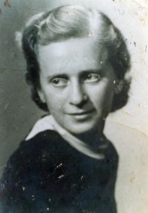 Gáspár Anna Éva